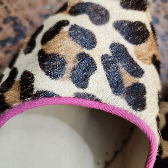 johnnie B by Boden Sz. 39(8) Calf Hair Pointed Toe Flats - Picture 6 of 14